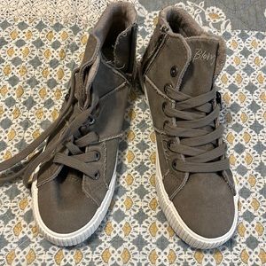 New Blowfish Canvas Shoes